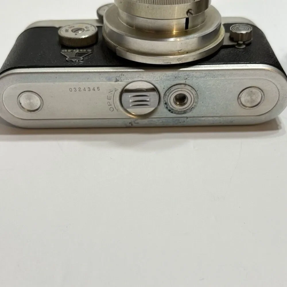 Vintage Argus C-Four 35mm Camera With 50mm f/2.8 Cintar Lens And Leather Case